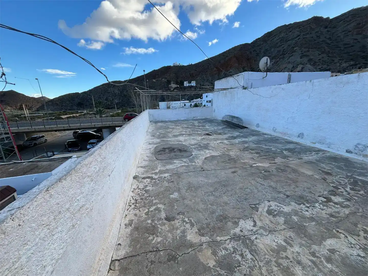 Vista exterior de Piso en venta en Alboloduy