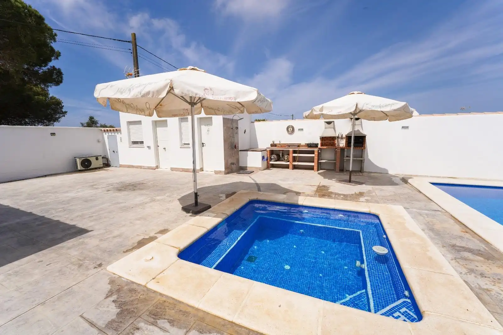 Villa avec piscine à vendre à Núcleo urbano, imagen 3