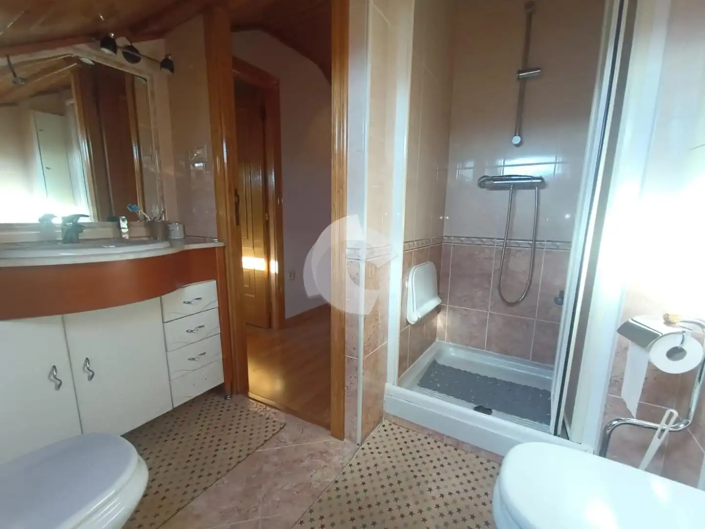 Bathroom of Detached homes for sale in Ourense Capital   with Heating and Balcony