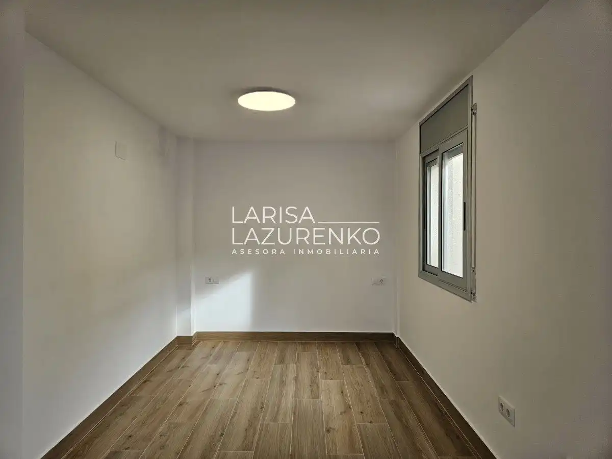Dúplex en venta en L'Aldea con Terraza y Balcón