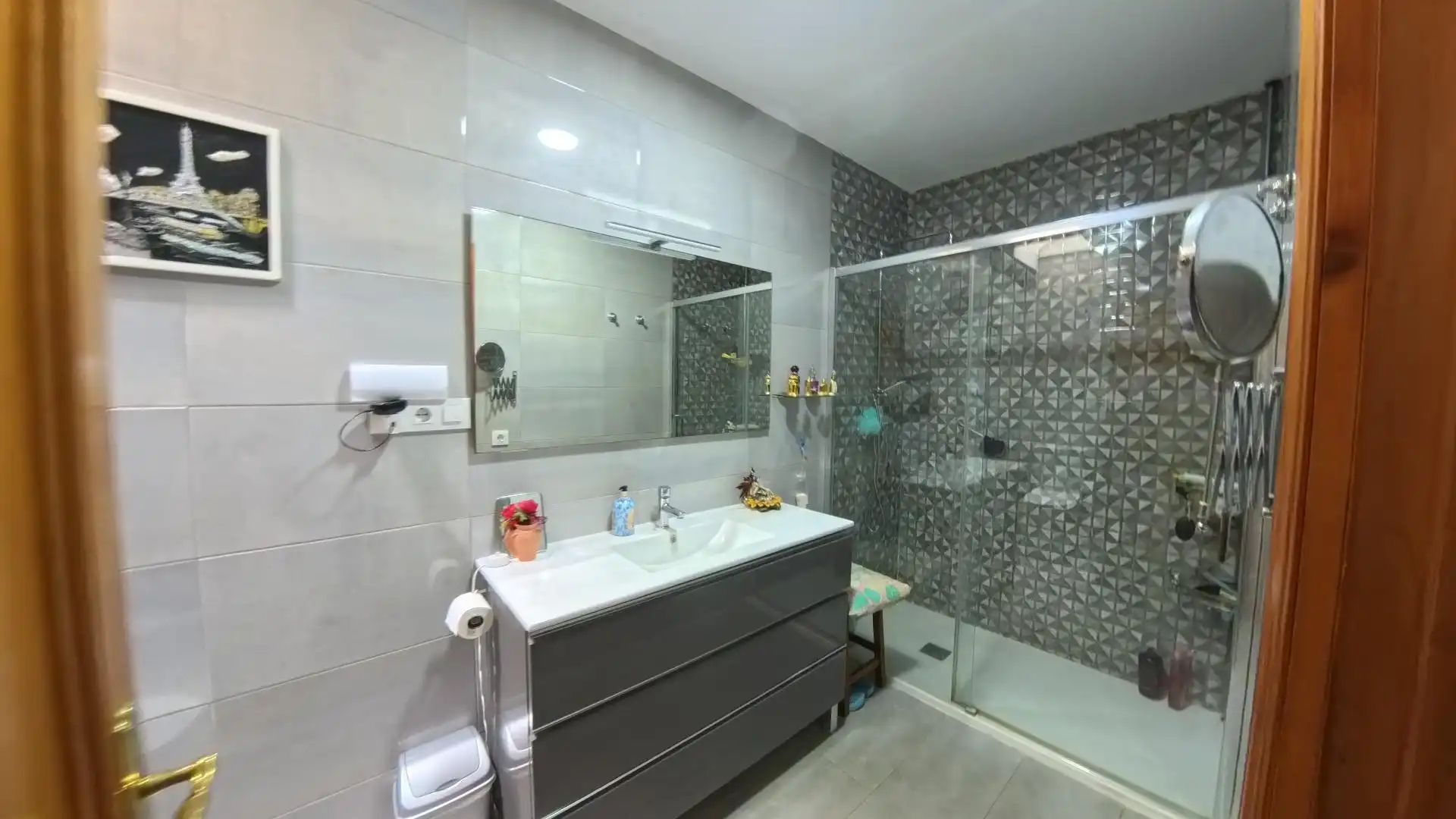 Baño de Piso en venta en Cádiz con Aire acondicionado y Calefacción
