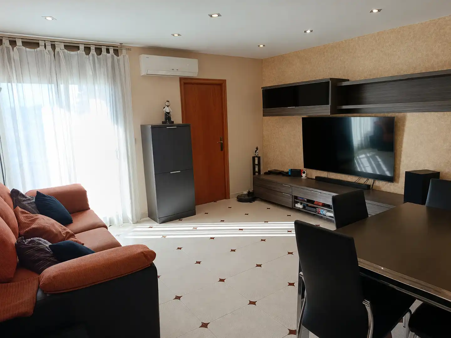 Living room of Flat for sale in Badalona  with Air Conditioner and Balcony