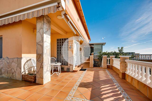 Casa-chalet en Venta en Els Canons - Les Orioles - Can Paulet