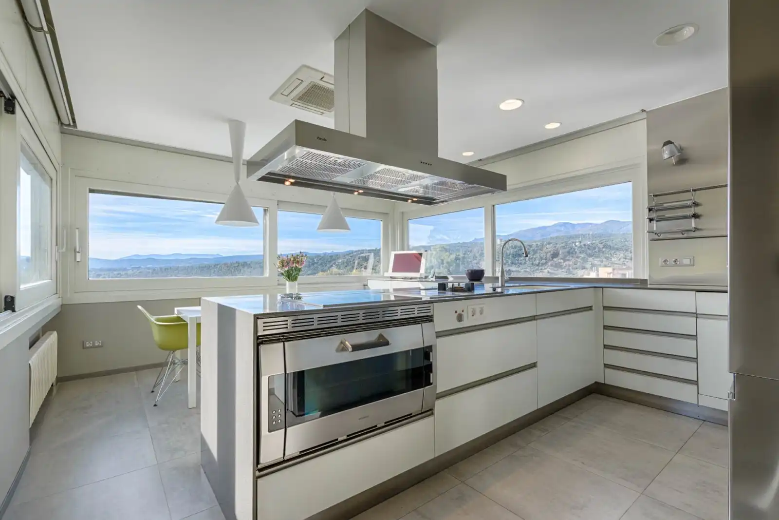 Cocina de Casa o chalet en venta en La Jonquera con Aire acondicionado, Calefacción y Jardín privado
