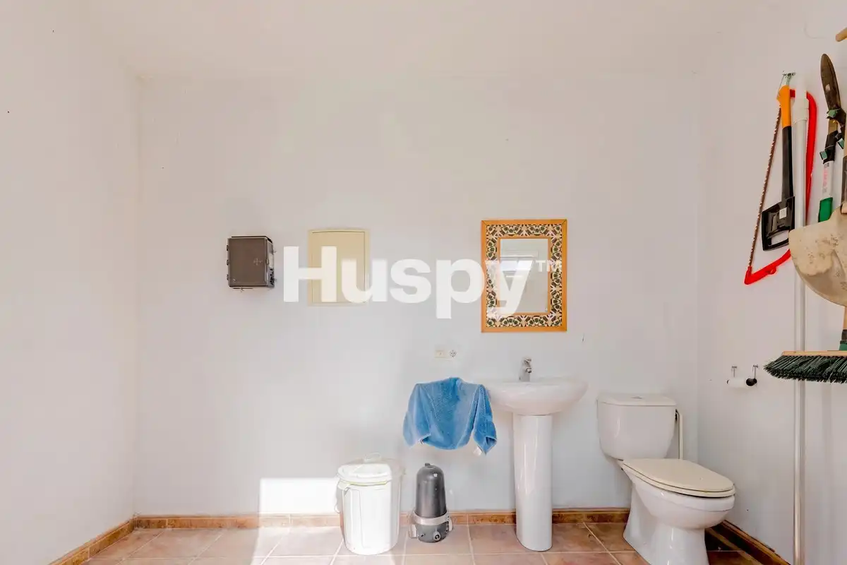 Bathroom of Houses for sale in Almensilla, Sevilla