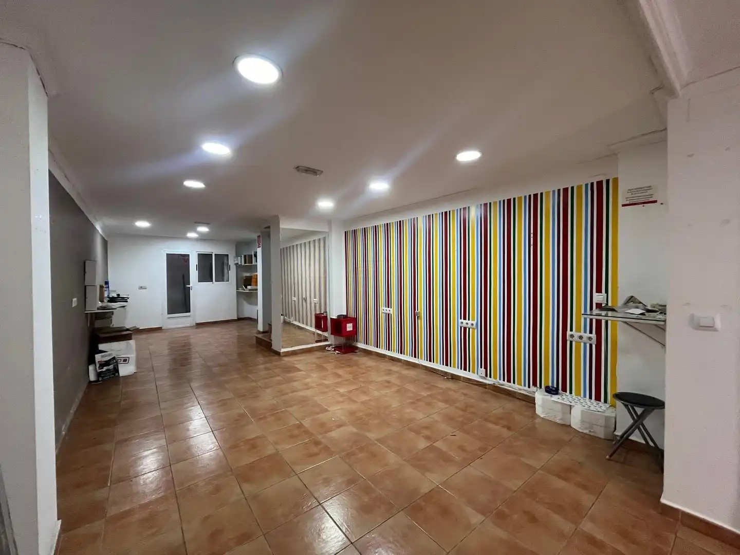 Local comercial de lloguer a Casc Urbà, imagen 2