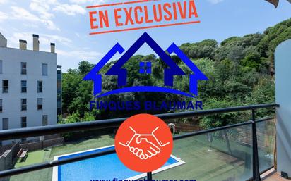 Vista exterior de Pis en venda en Arenys de Mar amb Calefacció, Terrassa i Traster