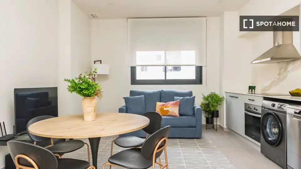 Flat with terrace to rent in L'Olivereta