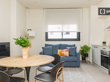 Appartamento con balcone in affitto a L'Olivereta