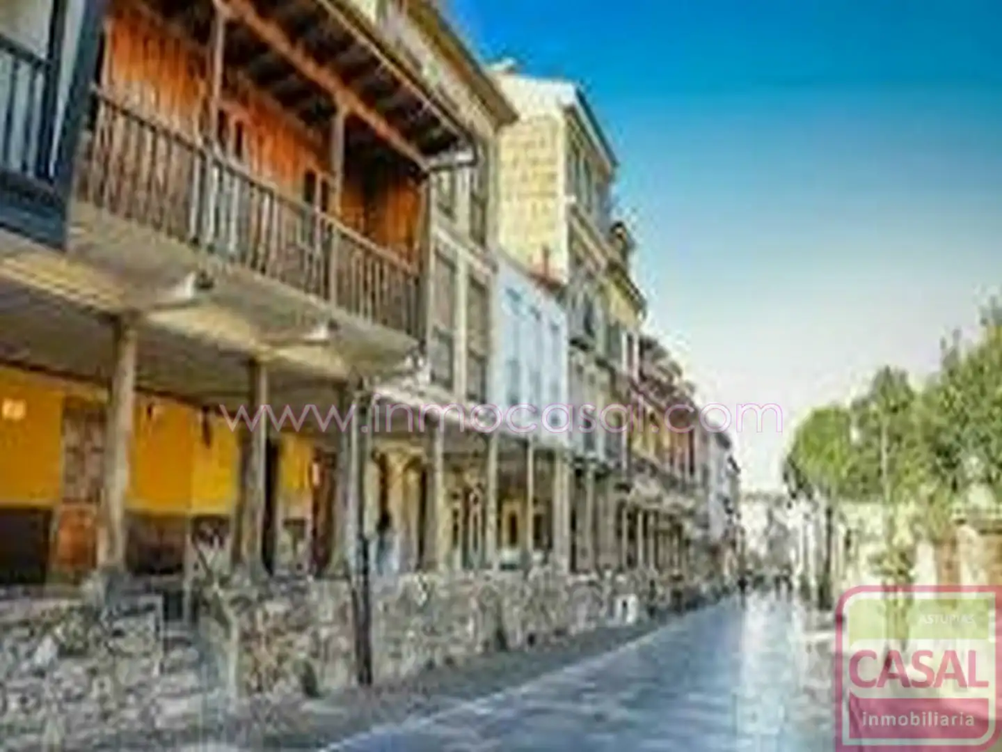 Vista exterior de Piso en venta en Avilés con Calefacción, Trastero y Amueblado