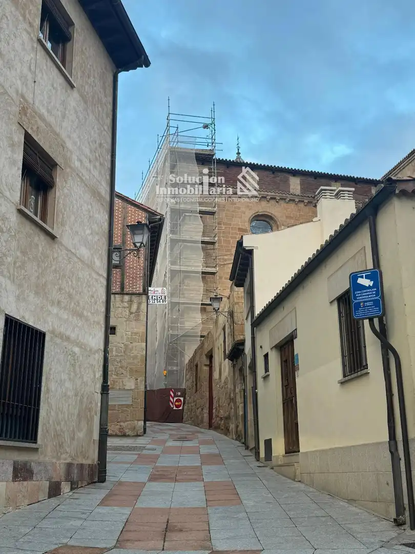 Vista exterior de Piso en venta en Salamanca con Calefacción y Amueblado