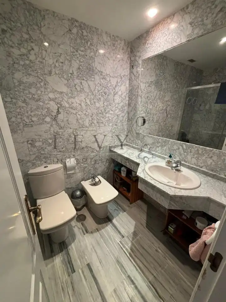 Baño de Piso en venta en Nueva Andalucía