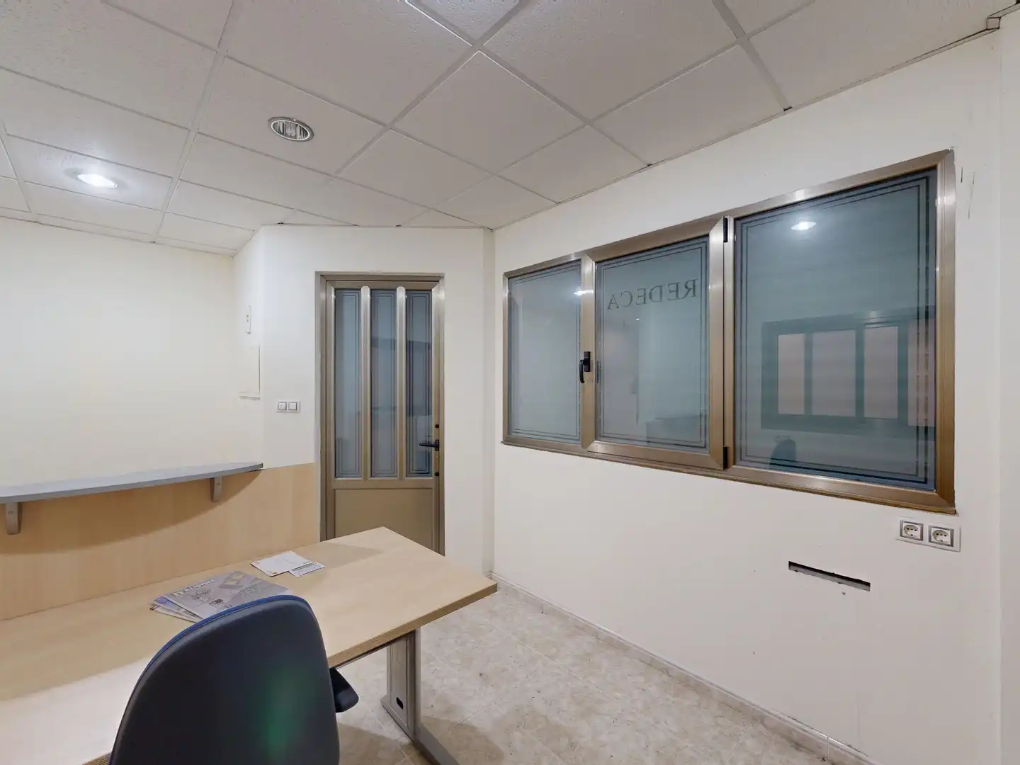 Commercial properties for rent in Burela