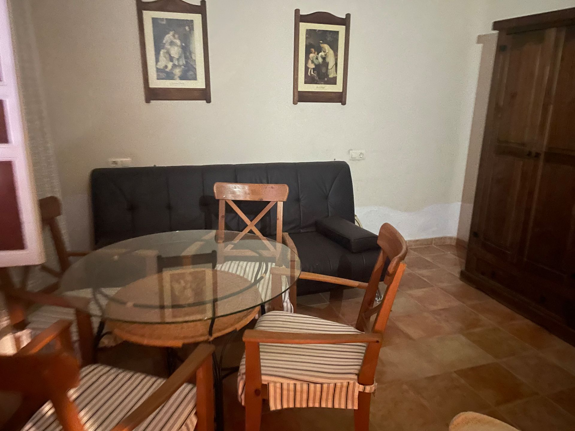 Menjador de Casa o xalet en venda en Villarrobledo amb Calefacció, Terrassa i Moblat