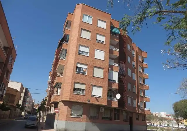 Vista exterior de Pis en venda en Alcantarilla