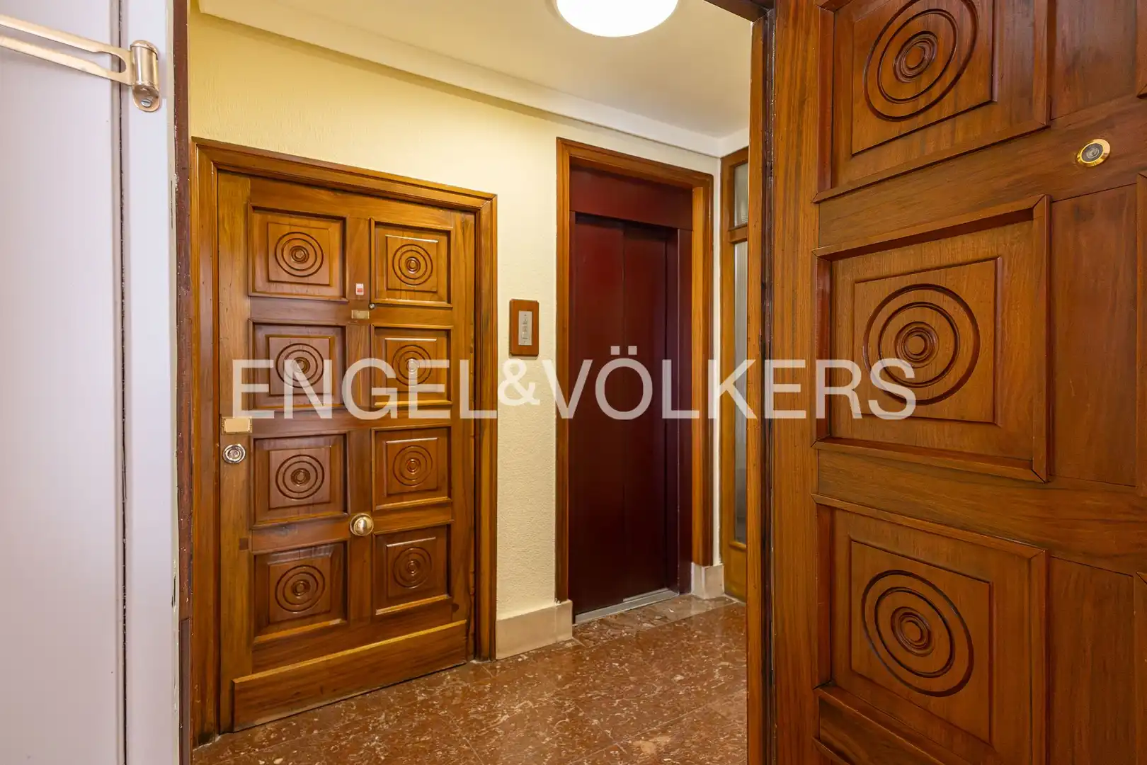 Wohnung zur Miete in Madrid mit Klimaanlage, Heizung und Parkett