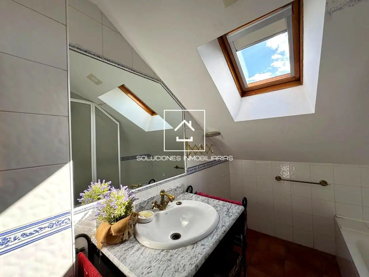 Baño de Casa o chalet en venta en Rivas-Vaciamadrid con Aire acondicionado, Jardín privado y Terraza