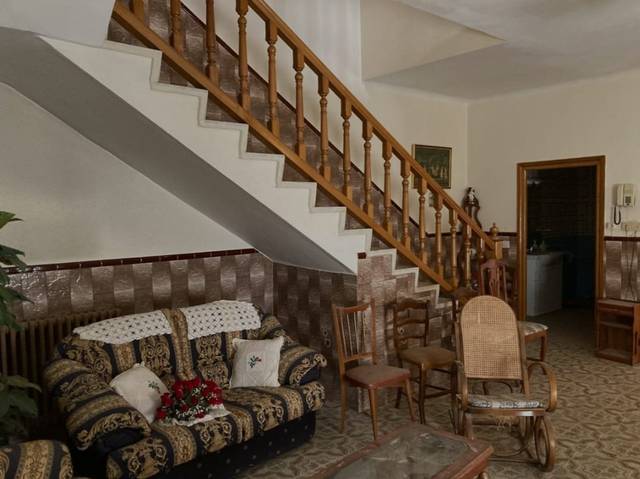 Casa-chalet en Venta en Membrilla