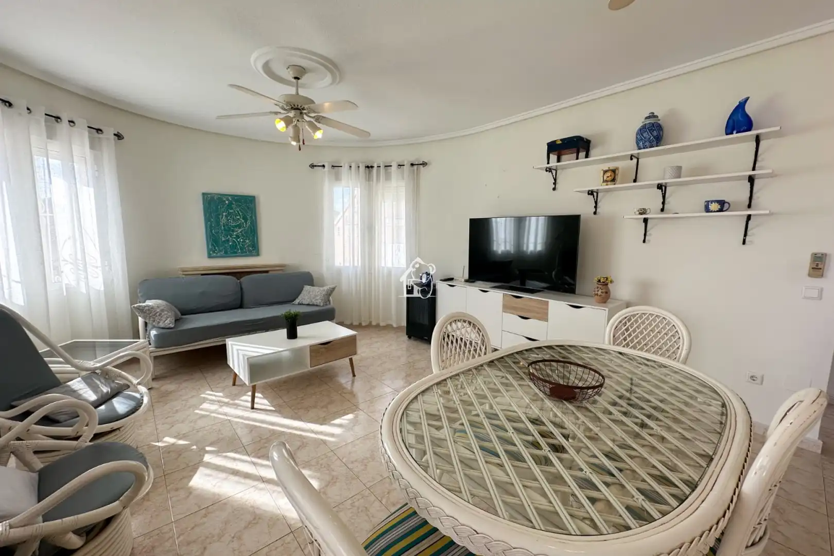 Sala d'estar de Casa o xalet de lloguer en Rojales amb Aire condicionat, Jardí privat i Terrassa