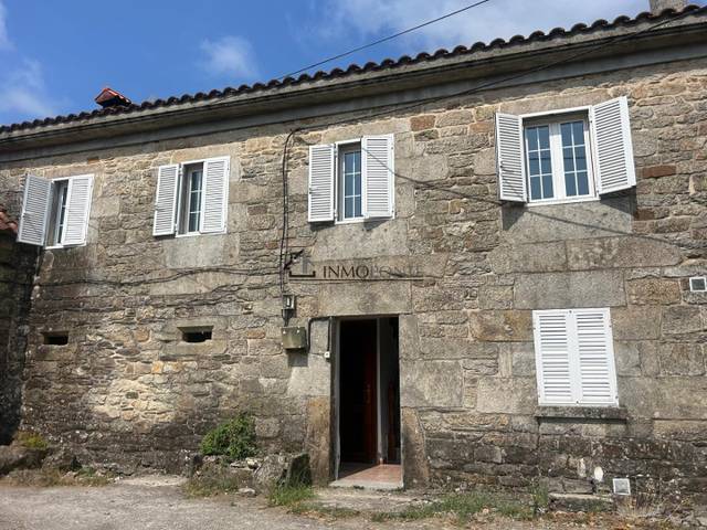 Casa-chalet en Venta en Forcarei