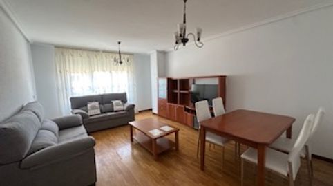 Foto 2 de Apartamento de alquiler en Calle la Fuente, 34, Villaquilambre, León