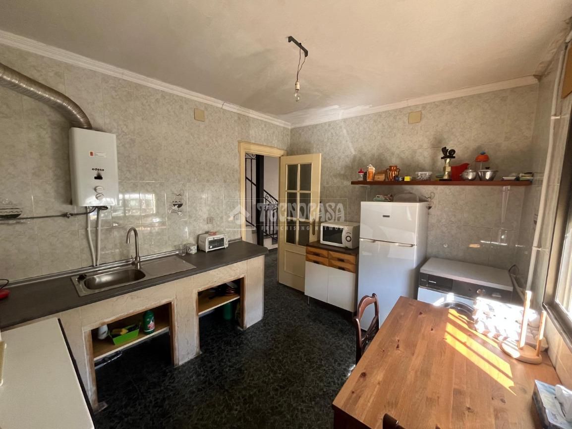 Kitchen of Single-family semi-detached for sale in Madroñera  with Terrace