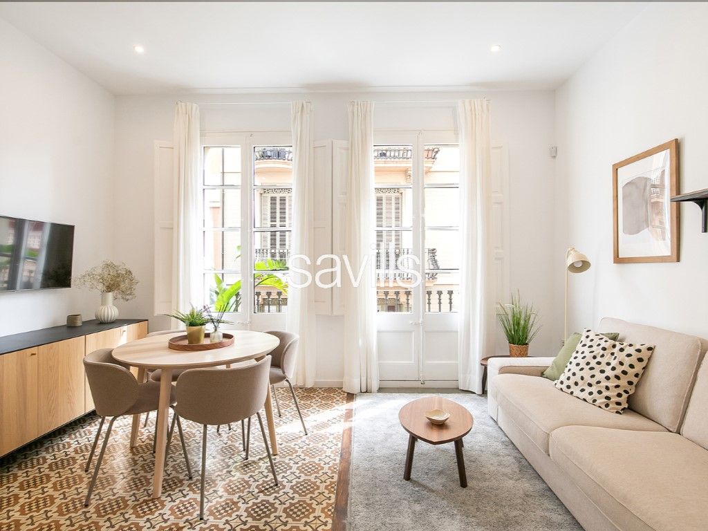 Sala d'estar de Apartament en venda en  Barcelona Capital amb Aire condicionat i Moblat