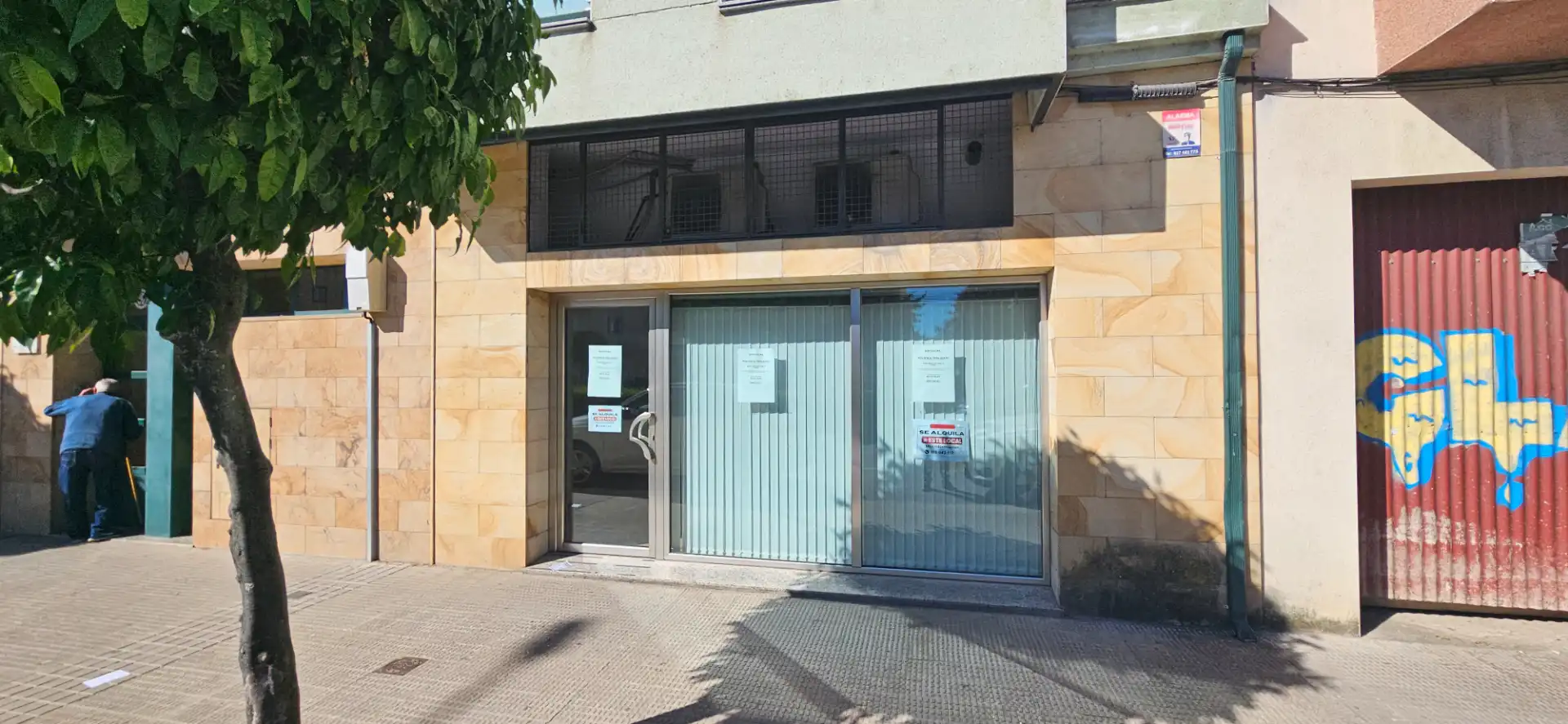 Locale commerciale in affitto a Avenida Pureza Canelo 65