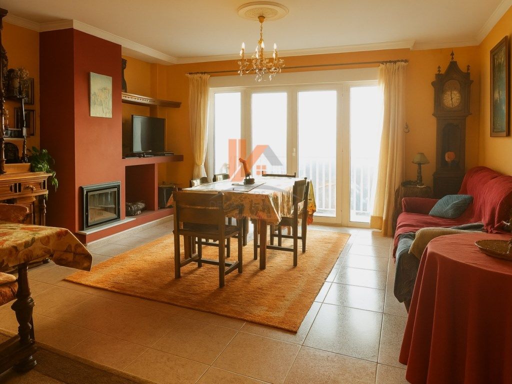 Living room of House or chalet for sale in Santiago de Compostela 