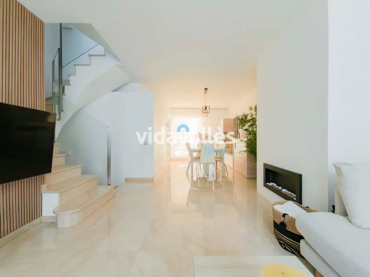 Sala de estar de Casa adosada en venta en Premià de Mar con Aire acondicionado, Calefacción y Jardín privado