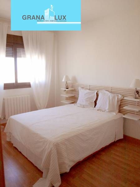Bedroom of Flat to rent in  Granada Capital  with Air Conditioner, Heating and Private garden