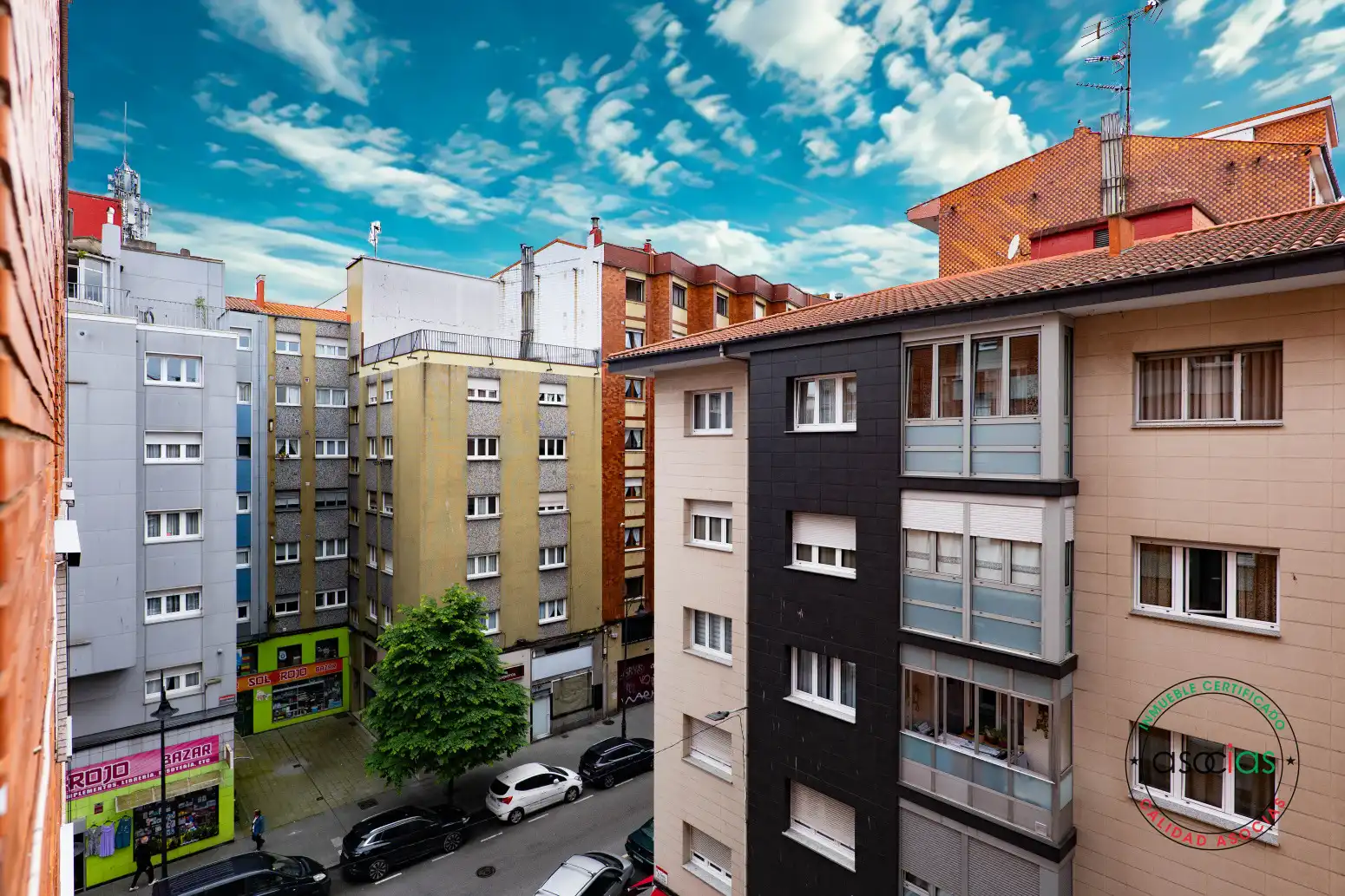 Vista exterior de Piso en venta en Gijón  con Calefacción