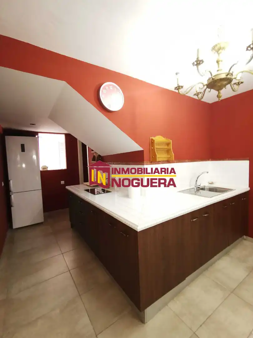 Cuina de Casa o xalet en venda en Écija amb Aire condicionat, Calefacció i Jardí privat