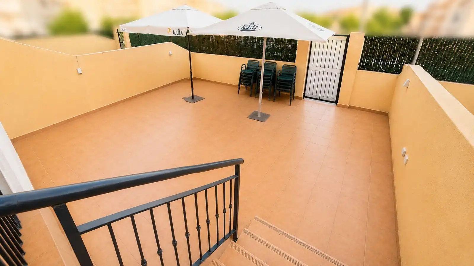 Terrassa de Apartament en venda en Águilas amb Jardí privat i Piscina comunitària