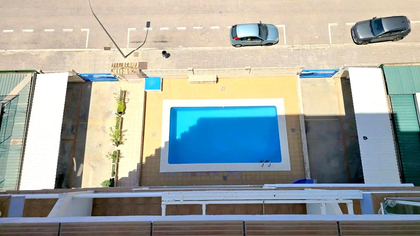 Schwimmbecken von Maisonette zum Verkauf in Gandia mit Klimaanlage, Terrasse und Abstellraum
