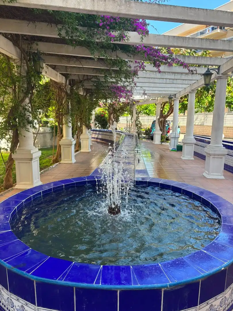 Piscina de Apartamento en venta en Salou con Aire acondicionado, Amueblado y Piscina comunitaria