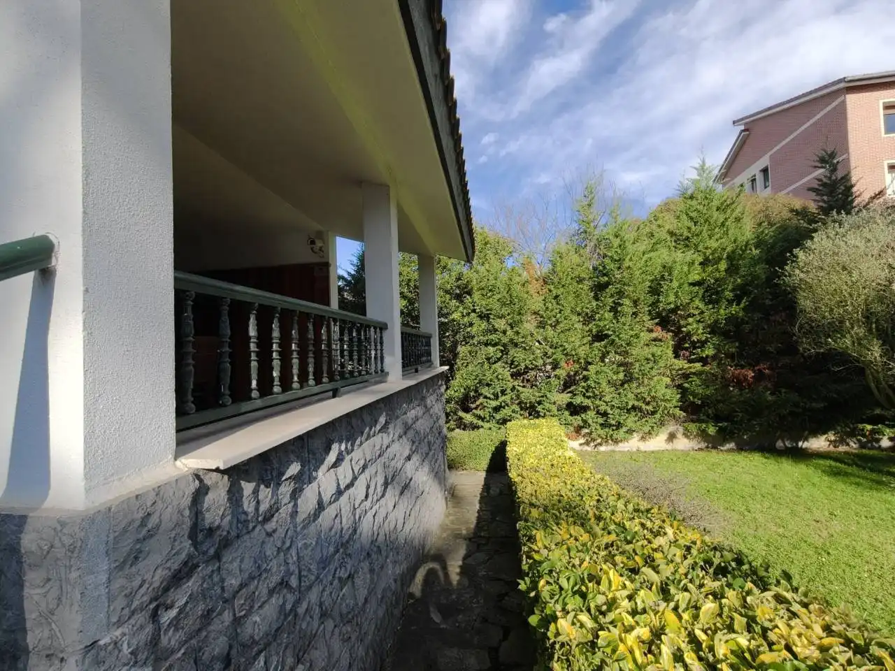 Detached house with garden for sale in Calle Negurigane, imagen 2