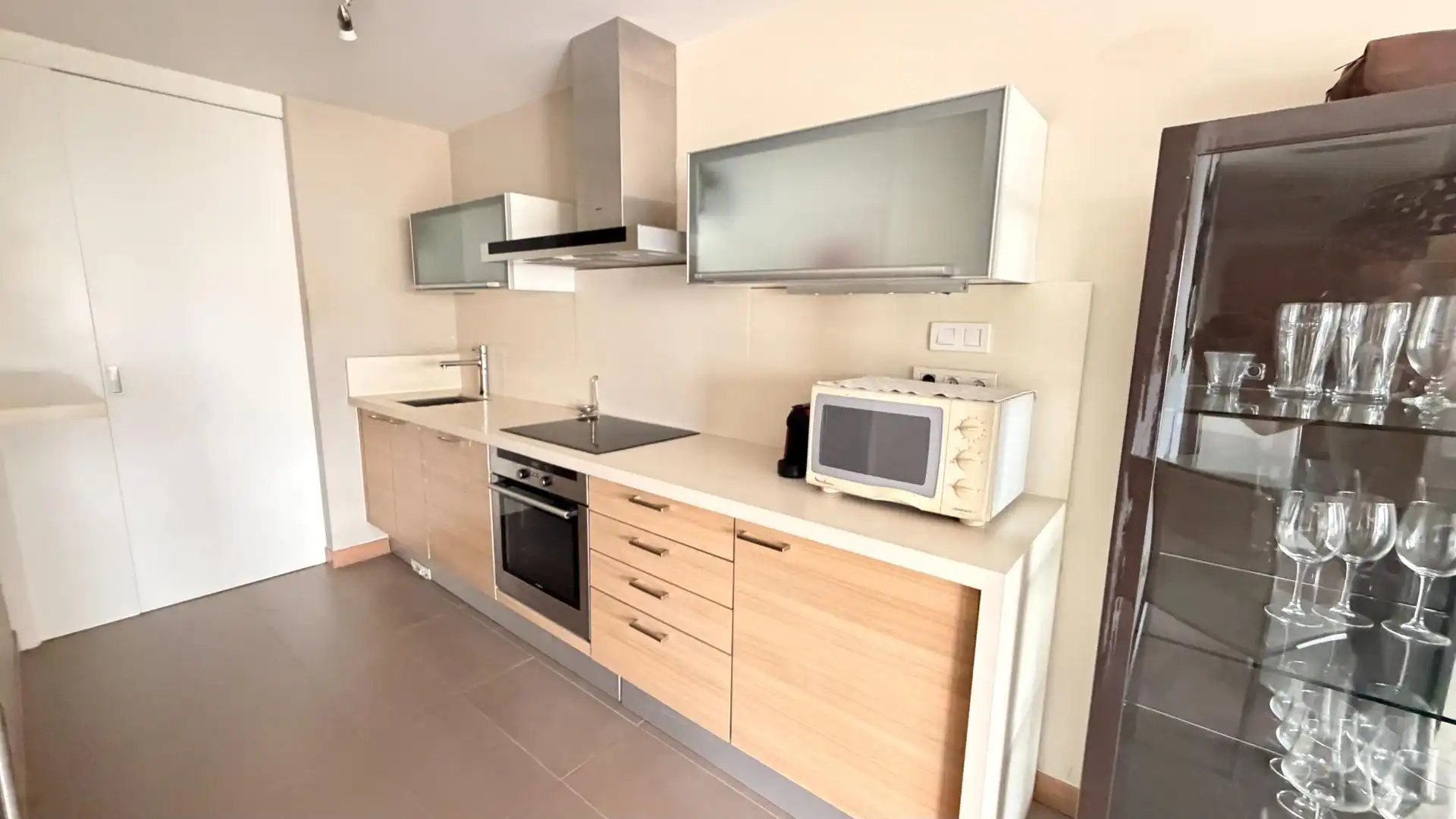 Kitchen of Apartments for sale in Elche / Elx  with Air Conditioner, Private garden and Terrace