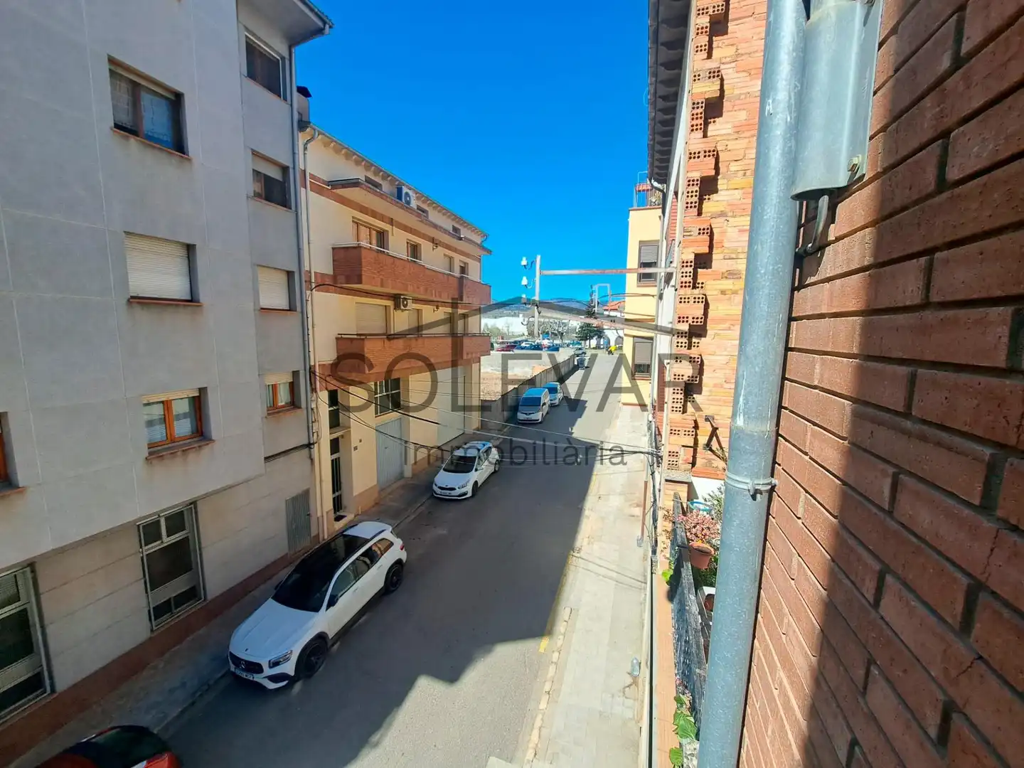 Außenansicht von Wohnung zum Verkauf in Tremp mit Klimaanlage, Heizung und Terrasse