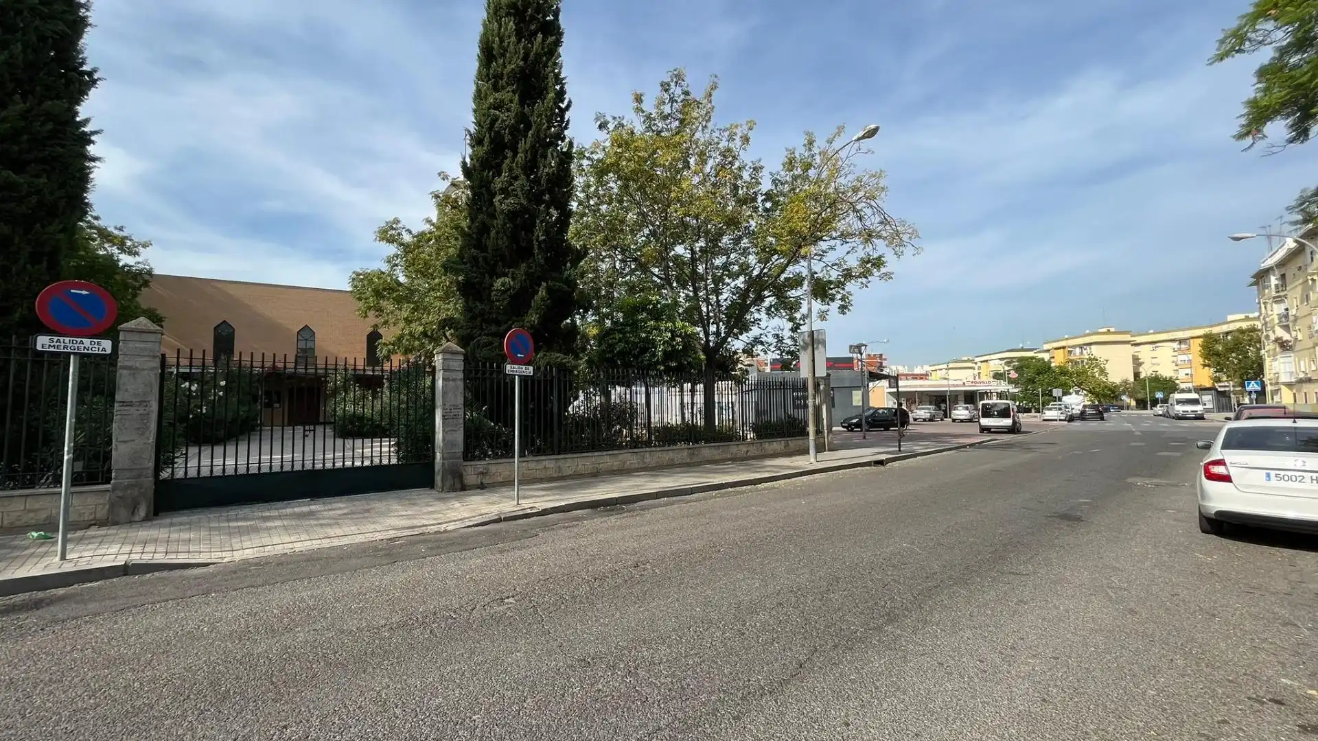 Vista exterior de Pis de lloguer en Sevilla amb Balcó