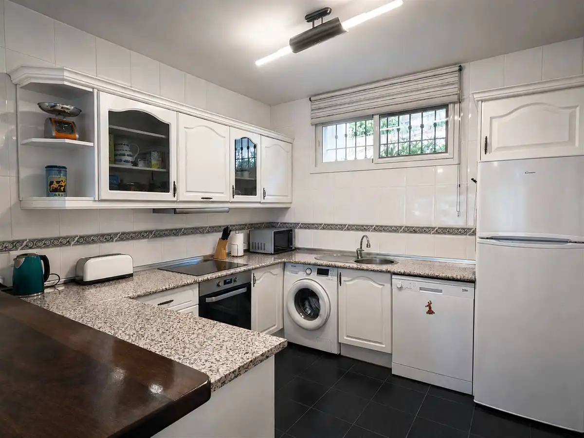 Mini appartamento con piscina in vendita a Calle Don José de Orbaneja 27, imagen 13