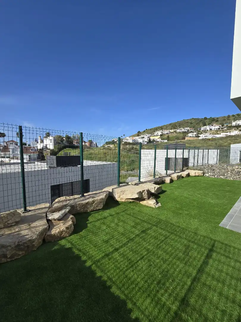 Jardín de Casa adosada en venta en Mijas con Aire acondicionado, Jardín privado y Piscina comunitaria