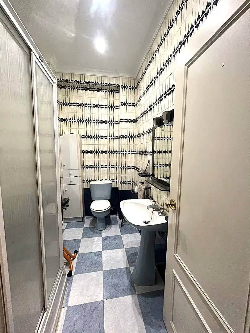Bany de Pis en venda en Málaga amb Aire condicionat