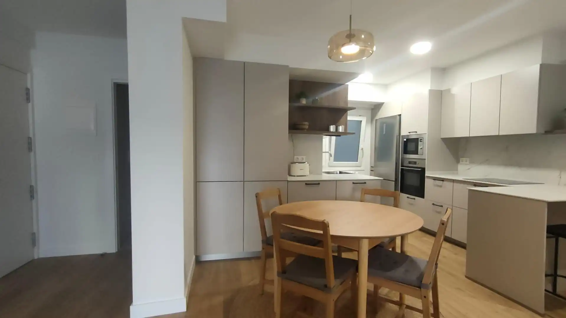 Cocina de Piso de alquiler en Donostia - San Sebastián  con Calefacción, Terraza y Amueblado