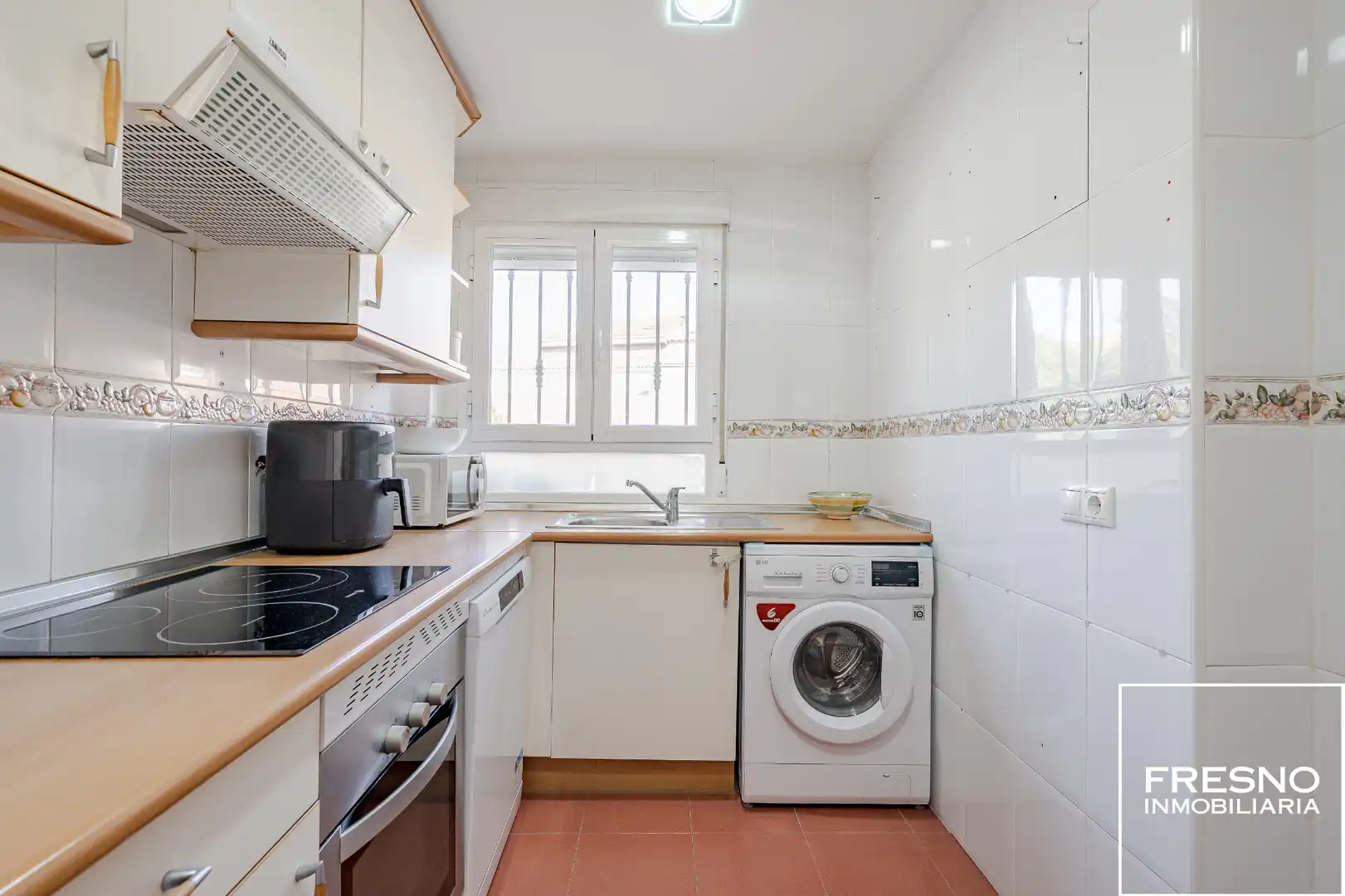 Küche von Maisonette zum Verkauf in Cobeña mit Klimaanlage, Heizung und Parkett