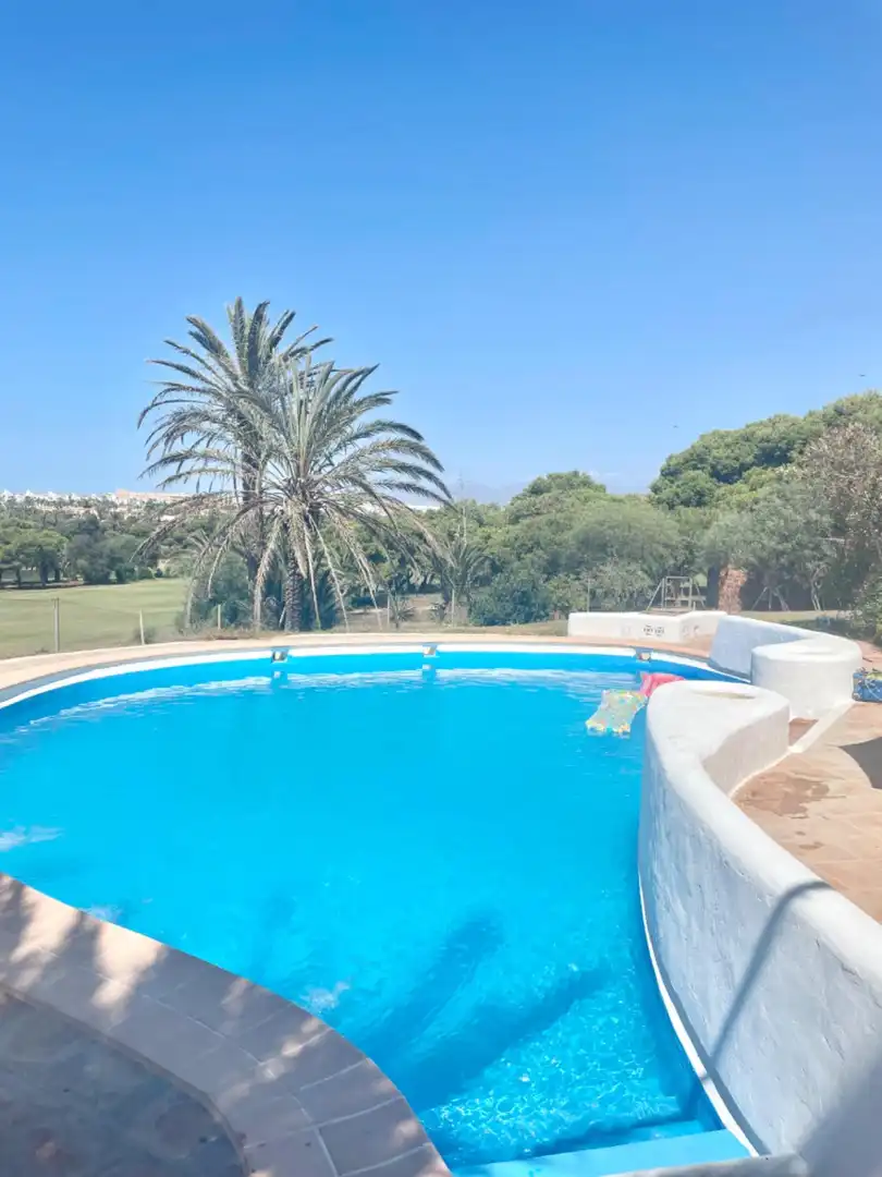 Piscina de Casa o chalet en venta en El Ejido con Aire acondicionado, Calefacción y Jardín privado
