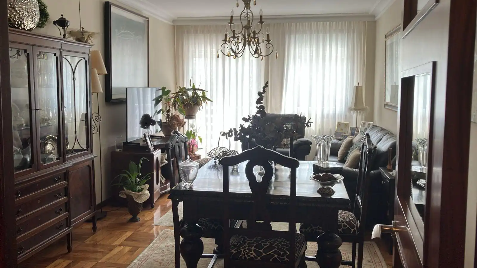 Comedor de Apartamento en venta en Vigo  con Trastero y Balcón