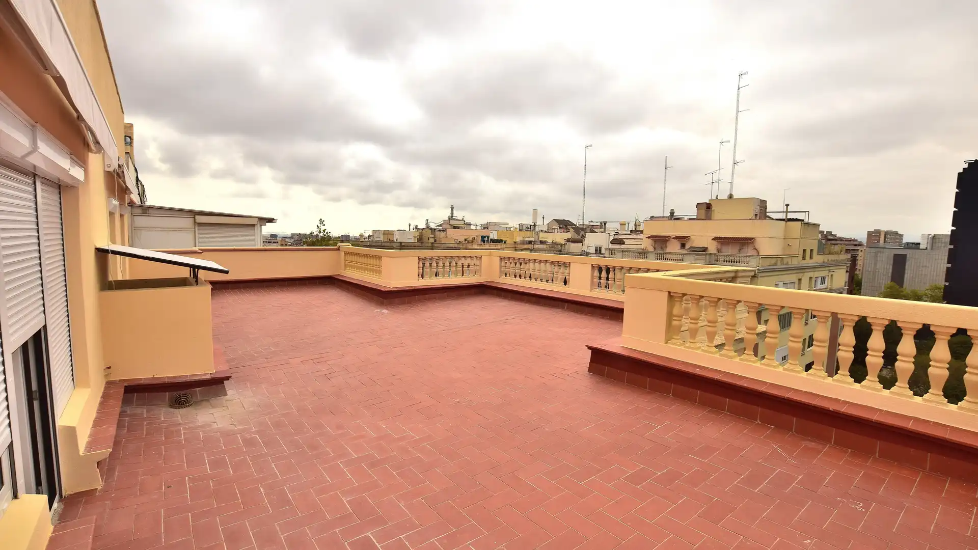 Terrassa de Àtic en venda en Barcelona amb Aire condicionat, Calefacció i Parquet