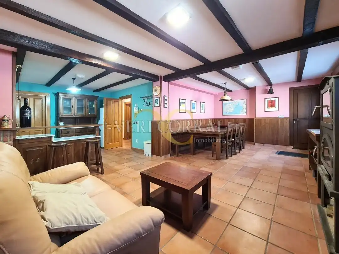 Casa o chalet en venta en Oviedo  con Calefacción, Jardín privado y Terraza