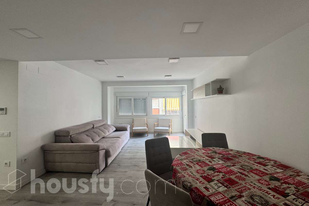 Sala d'estar de Pis de lloguer en  Tarragona Capital amb Aire condicionat, Calefacció i Moblat